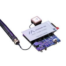 Wio Tracker L1 E-ink mit Meshtastic und GPS